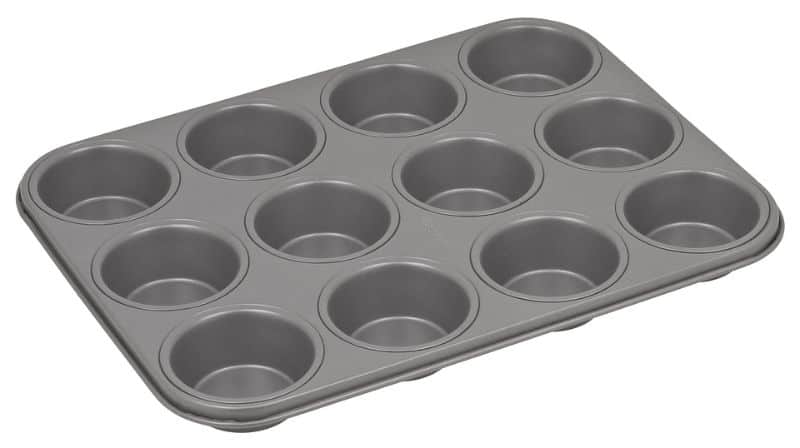 alternatives-to-plant-pots-4-muffin-tins