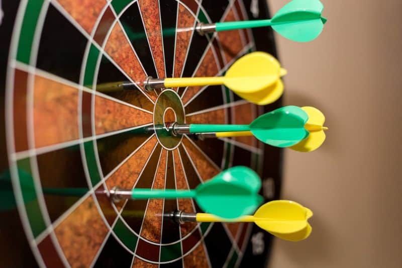 cool-things-you-should-have-in-your-garden-bar-4-dart-board-pixabay