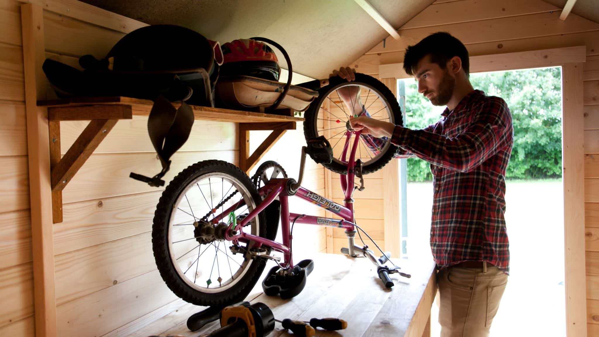 How to Damp Proof and Insulate a Garden Shed Advice