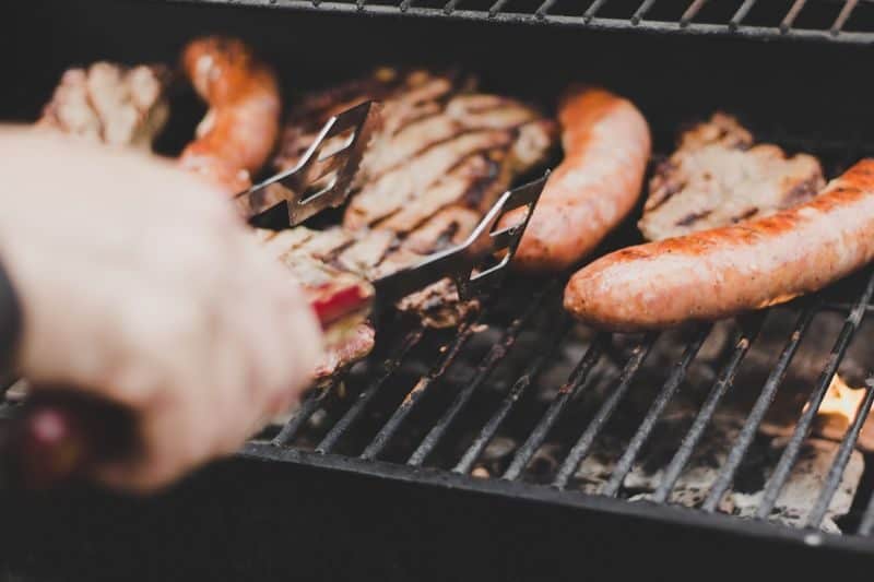 ultimate-bbq-party-ideas-55-sausages